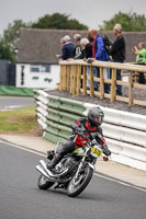 Vintage-motorcycle-club;eventdigitalimages;mallory-park;mallory-park-trackday-photographs;no-limits-trackdays;peter-wileman-photography;trackday-digital-images;trackday-photos;vmcc-festival-1000-bikes-photographs